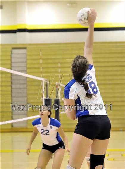 Thumbnail 1 in Yucaipa vs Santa Margarita (Aloha Cougar Classic) photogallery.