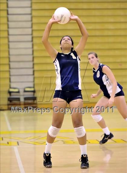 Thumbnail 2 in Yucaipa vs Santa Margarita (Aloha Cougar Classic) photogallery.