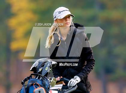 Thumbnail 3 in NCHSAA 4A Finals (Round 2) photogallery.