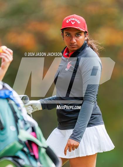 Thumbnail 1 in NCHSAA 4A Finals (Round 2) photogallery.