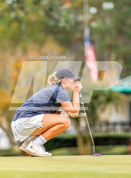 Thumbnail 2 in NCHSAA 4A Finals (Round 2) photogallery.