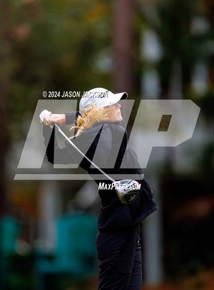 Thumbnail 1 in NCHSAA 4A Finals (Round 2) photogallery.