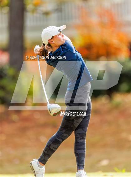 Thumbnail 1 in NCHSAA 4A Finals (Round 2) photogallery.