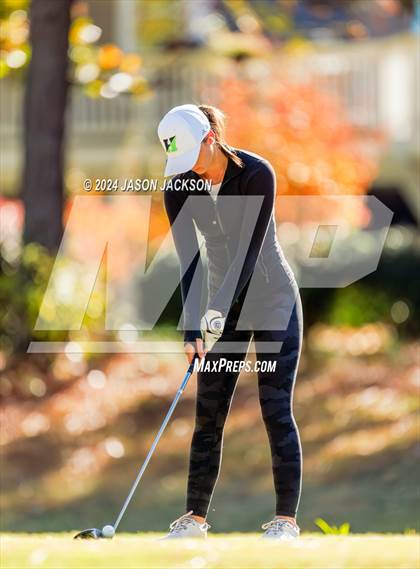 Thumbnail 1 in NCHSAA 4A Finals (Round 2) photogallery.