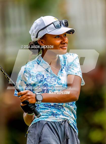 Thumbnail 1 in NCHSAA 4A Finals (Round 2) photogallery.