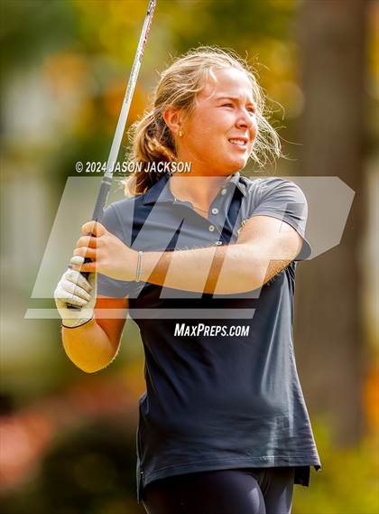 Thumbnail 3 in NCHSAA 4A Finals (Round 2) photogallery.