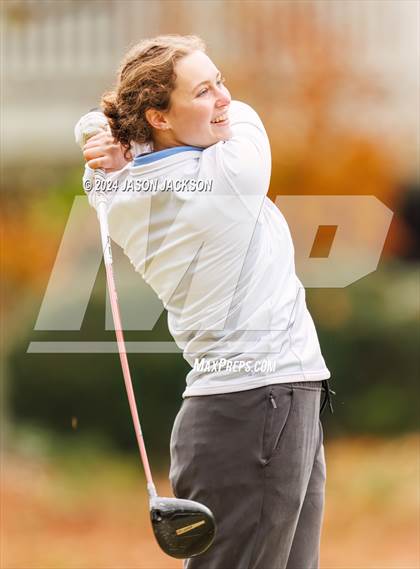 Thumbnail 2 in NCHSAA 4A Finals (Round 2) photogallery.