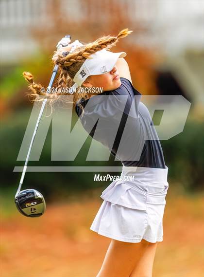 Thumbnail 3 in NCHSAA 4A Finals (Round 2) photogallery.