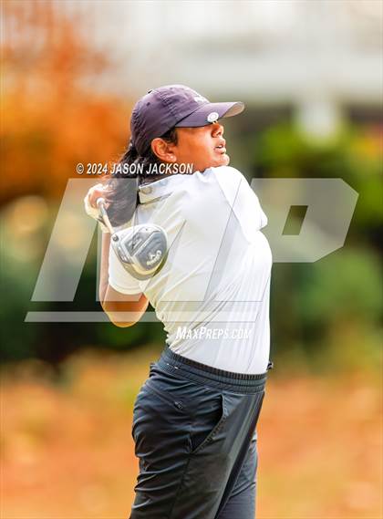 Thumbnail 1 in NCHSAA 4A Finals (Round 2) photogallery.