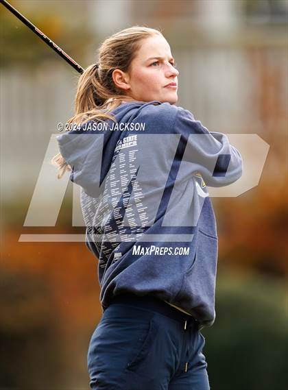 Thumbnail 1 in NCHSAA 4A Finals (Round 2) photogallery.