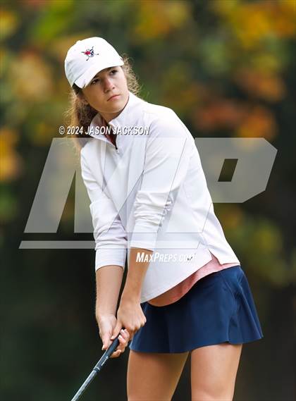 Thumbnail 2 in NCHSAA 4A Finals (Round 2) photogallery.