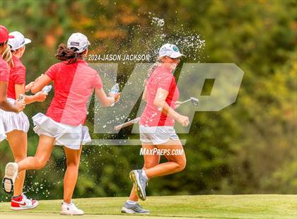 Thumbnail 1 in NCHSAA 4A Finals (Round 2) photogallery.