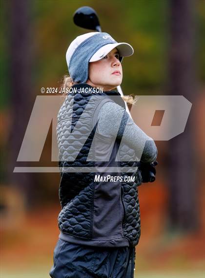Thumbnail 1 in NCHSAA 4A Finals (Round 2) photogallery.