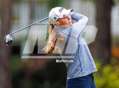 Thumbnail 3 in NCHSAA 4A Finals (Round 2) photogallery.
