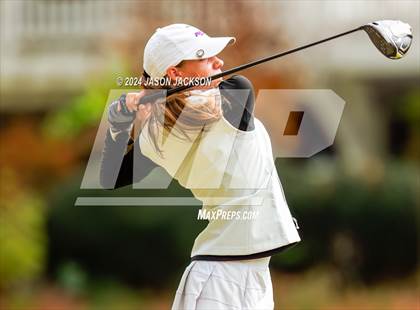 Thumbnail 1 in NCHSAA 4A Finals (Round 2) photogallery.