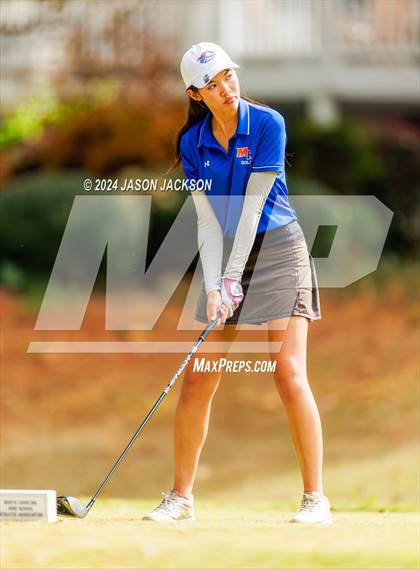Thumbnail 1 in NCHSAA 4A Finals (Round 2) photogallery.