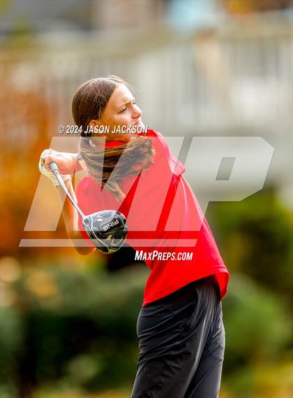Thumbnail 2 in NCHSAA 4A Finals (Round 2) photogallery.