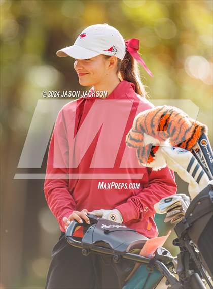 Thumbnail 1 in NCHSAA 4A Finals (Round 2) photogallery.