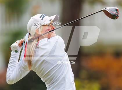 Thumbnail 2 in NCHSAA 4A Finals (Round 2) photogallery.