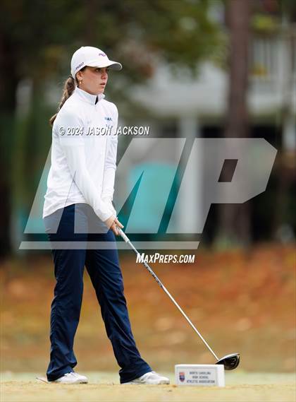 Thumbnail 3 in NCHSAA 4A Finals (Round 2) photogallery.