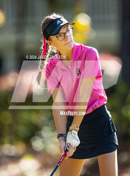 Thumbnail 1 in NCHSAA 4A Finals (Round 2) photogallery.