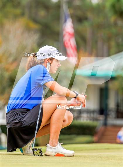 Thumbnail 2 in NCHSAA 4A Finals (Round 2) photogallery.