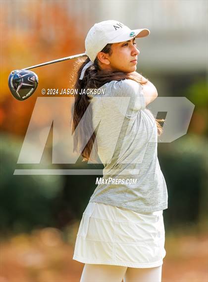 Thumbnail 1 in NCHSAA 4A Finals (Round 2) photogallery.