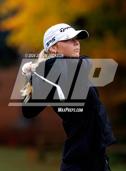Thumbnail 2 in NCHSAA 4A Finals (Round 2) photogallery.
