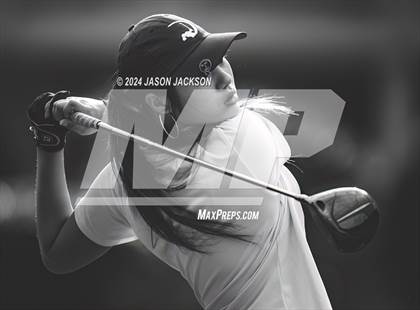 Thumbnail 1 in NCHSAA 4A Finals (Round 2) photogallery.
