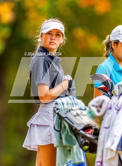 Thumbnail 3 in NCHSAA 4A Finals (Round 2) photogallery.