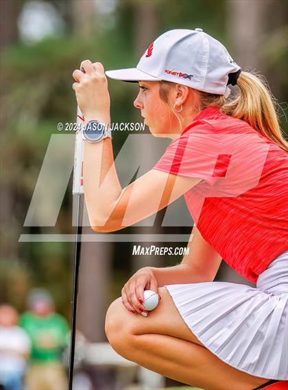 Thumbnail 2 in NCHSAA 4A Finals (Round 2) photogallery.