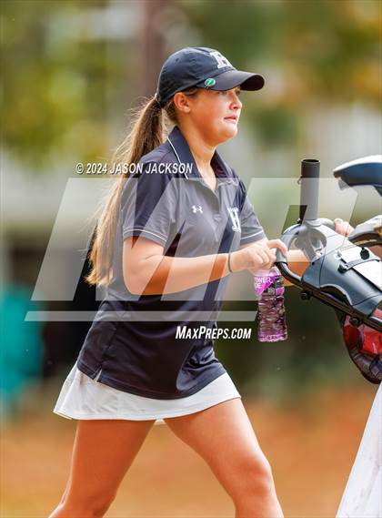 Thumbnail 3 in NCHSAA 4A Finals (Round 2) photogallery.