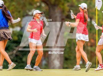 Thumbnail 3 in NCHSAA 4A Finals (Round 2) photogallery.