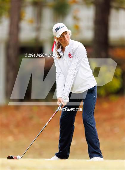 Thumbnail 1 in NCHSAA 4A Finals (Round 2) photogallery.