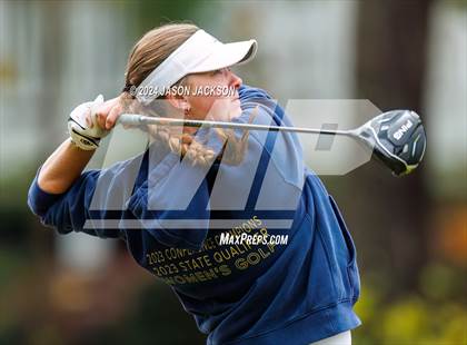 Thumbnail 2 in NCHSAA 4A Finals (Round 2) photogallery.