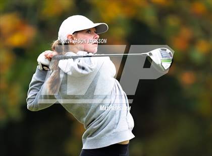 Thumbnail 1 in NCHSAA 4A Finals (Round 2) photogallery.