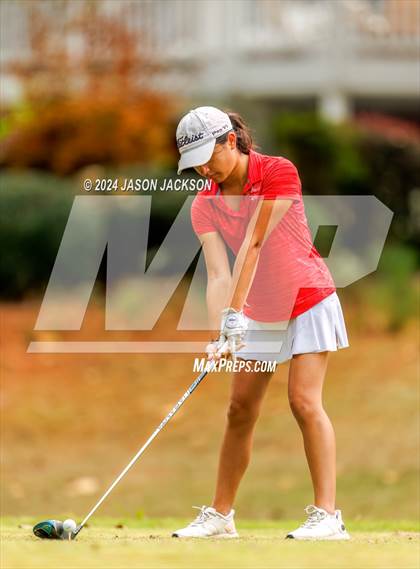 Thumbnail 1 in NCHSAA 4A Finals (Round 2) photogallery.