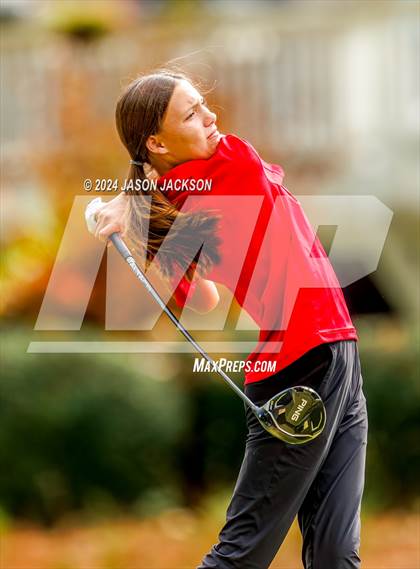 Thumbnail 1 in NCHSAA 4A Finals (Round 2) photogallery.