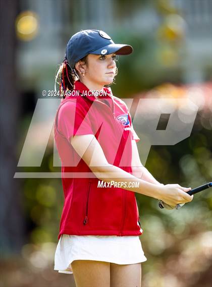 Thumbnail 1 in NCHSAA 4A Finals (Round 2) photogallery.