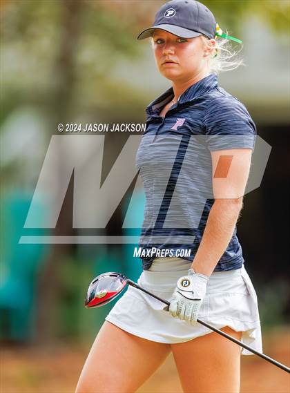 Thumbnail 1 in NCHSAA 4A Finals (Round 2) photogallery.