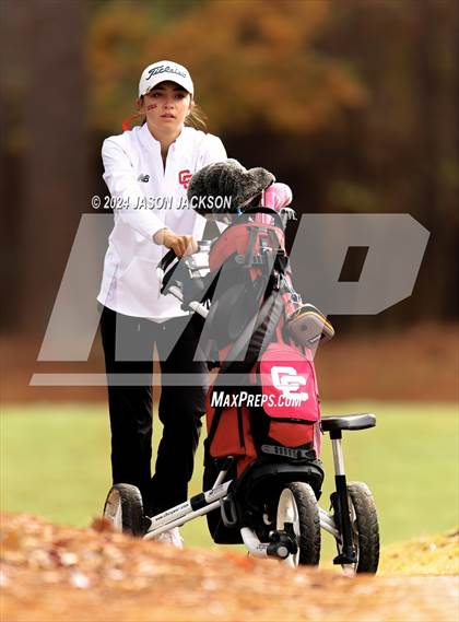 Thumbnail 2 in NCHSAA 4A Finals (Round 2) photogallery.