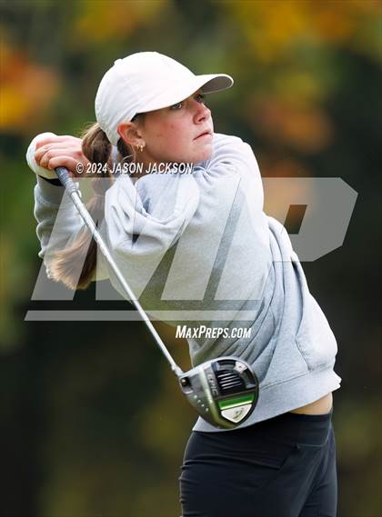Thumbnail 1 in NCHSAA 4A Finals (Round 2) photogallery.