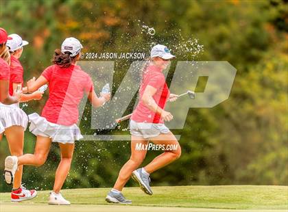 Thumbnail 2 in NCHSAA 4A Finals (Round 2) photogallery.