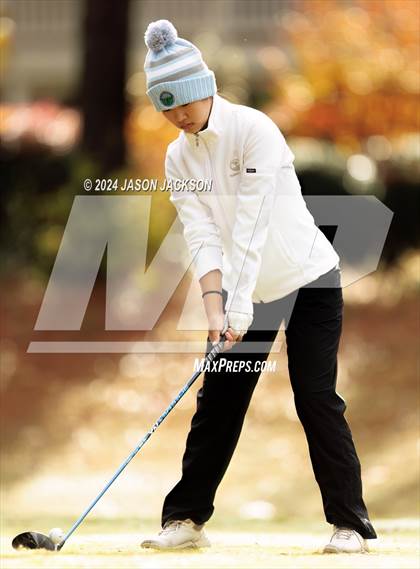 Thumbnail 1 in NCHSAA 4A Finals (Round 2) photogallery.