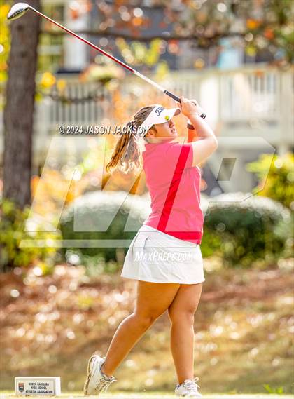 Thumbnail 1 in NCHSAA 4A Finals (Round 2) photogallery.