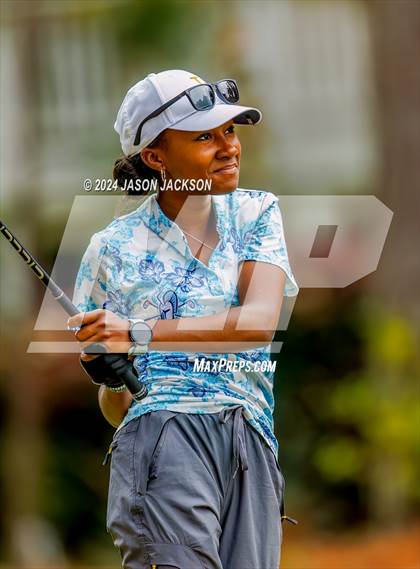 Thumbnail 3 in NCHSAA 4A Finals (Round 2) photogallery.