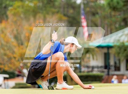 Thumbnail 1 in NCHSAA 4A Finals (Round 2) photogallery.