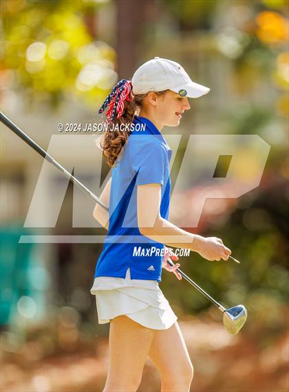 Thumbnail 1 in NCHSAA 4A Finals (Round 2) photogallery.
