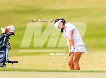 Thumbnail 3 in NCHSAA 4A Finals (Round 2) photogallery.