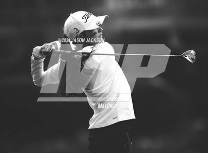 Thumbnail 2 in NCHSAA 4A Finals (Round 2) photogallery.